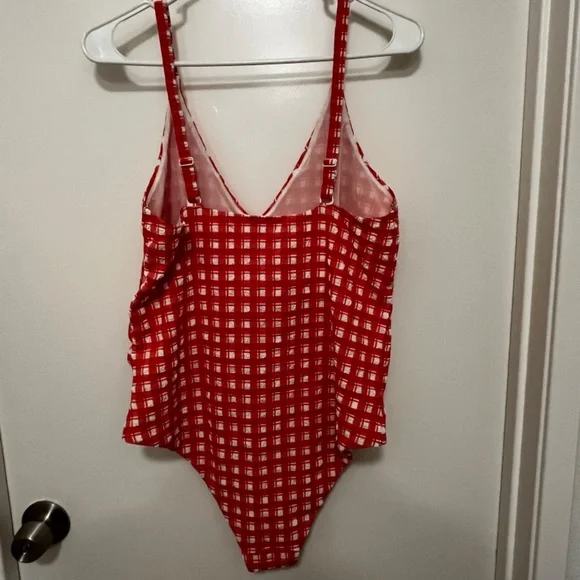 ASOS Design Curve Seersucker swimsuit US 12 - Picture 4 of 5